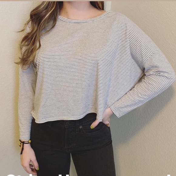 Clothes - Picture 4 of 8